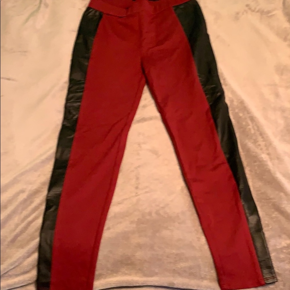 Tinseltown burgundy leggings
